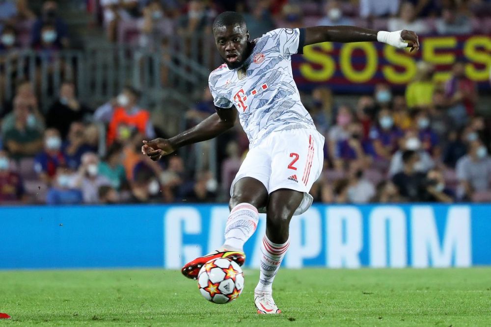 关于法国险胜拜仁，阿奎罗打破历史纪录的信息