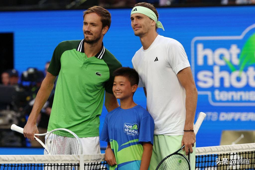 关于美国网球队碾压法国网球队，兹维列夫爆发神勇的信息