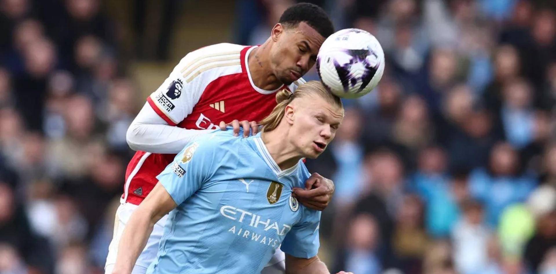 包含利物浦客场逼平曼城，球队表现稳中有升的词条