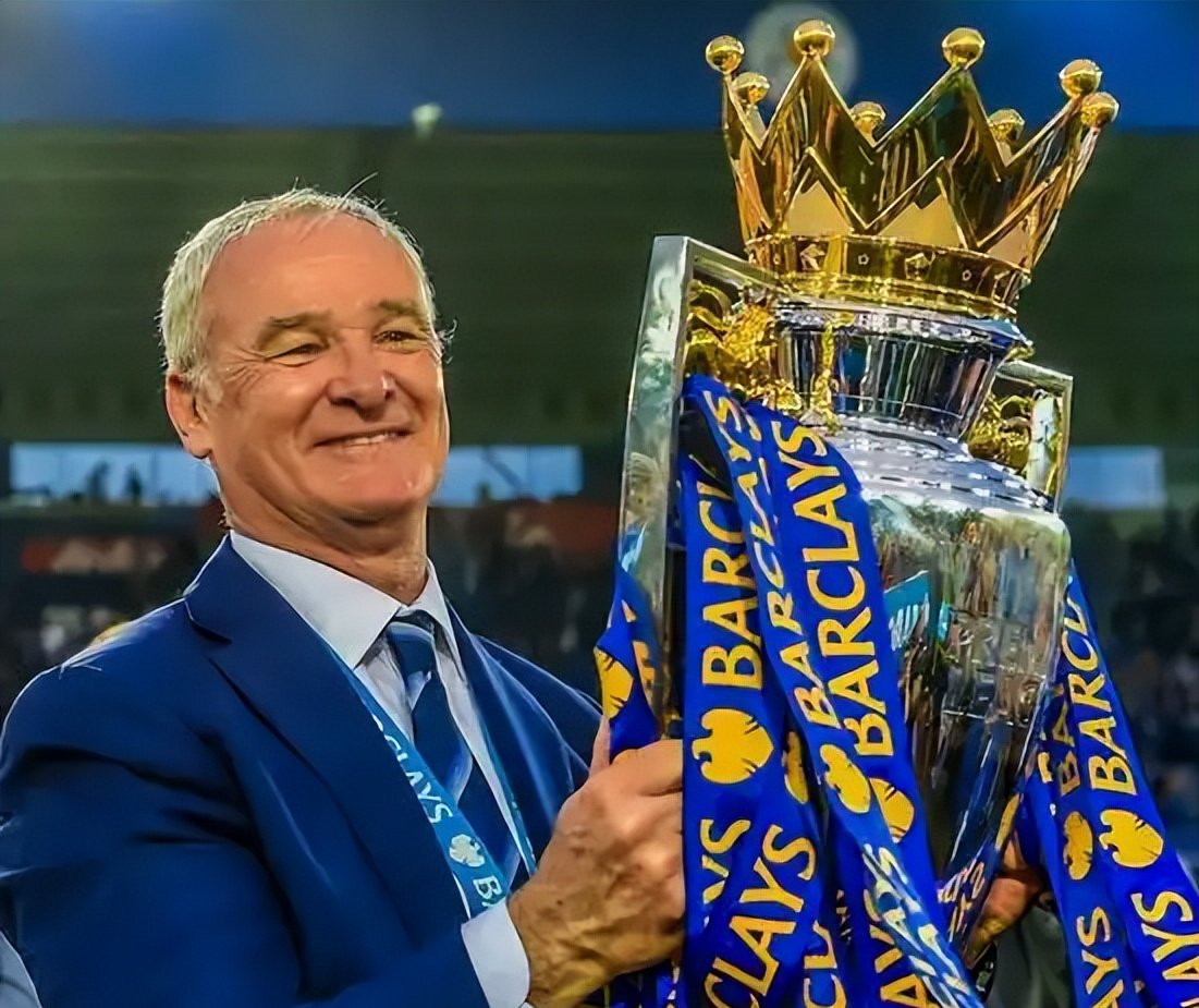 意大利足球队引进新教练重返巅峰的简单介绍 意大利足球队引进新教练重返巅峰的简单介绍