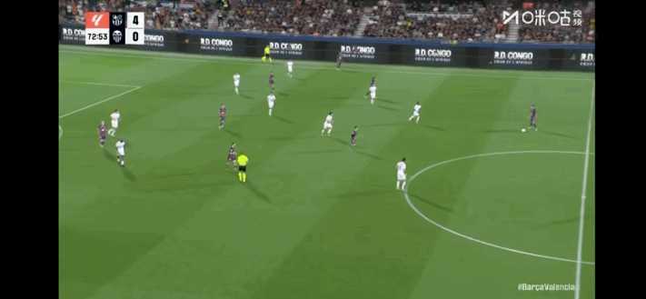 包含瓦伦西亚赛季不佳，西甲传统劲旅再添困扰的词条