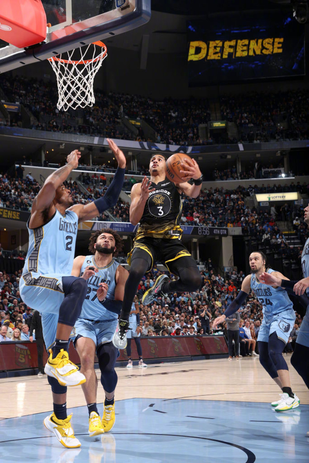 包含灰熊翻盘掘金，德罗赞统治全场的词条