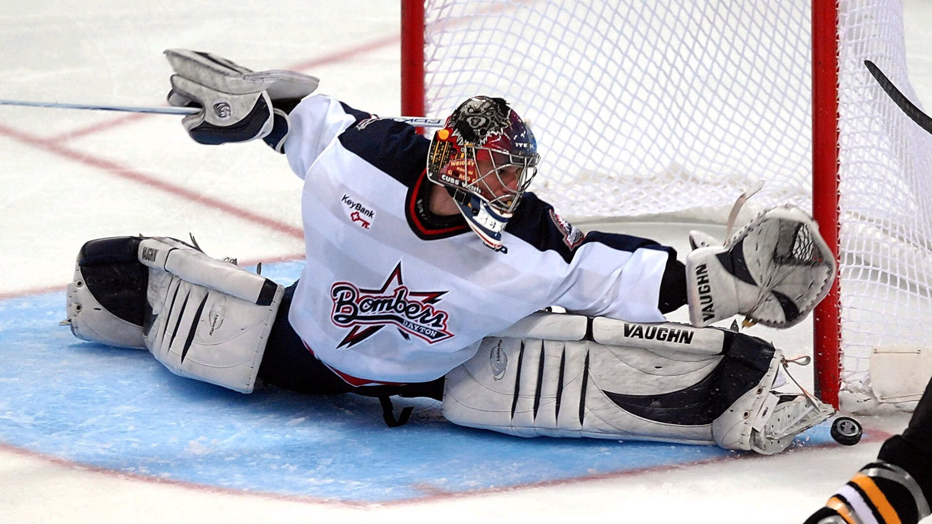 开云官方app入口-从安联到世界之巅,阿拉巴如何用马里意志在2026接管比赛